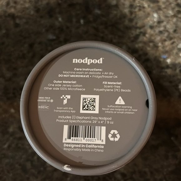 Nodpod the weighted blanket for your eyes. Brand new. Never opened. Never used. - Picture 2 of 4